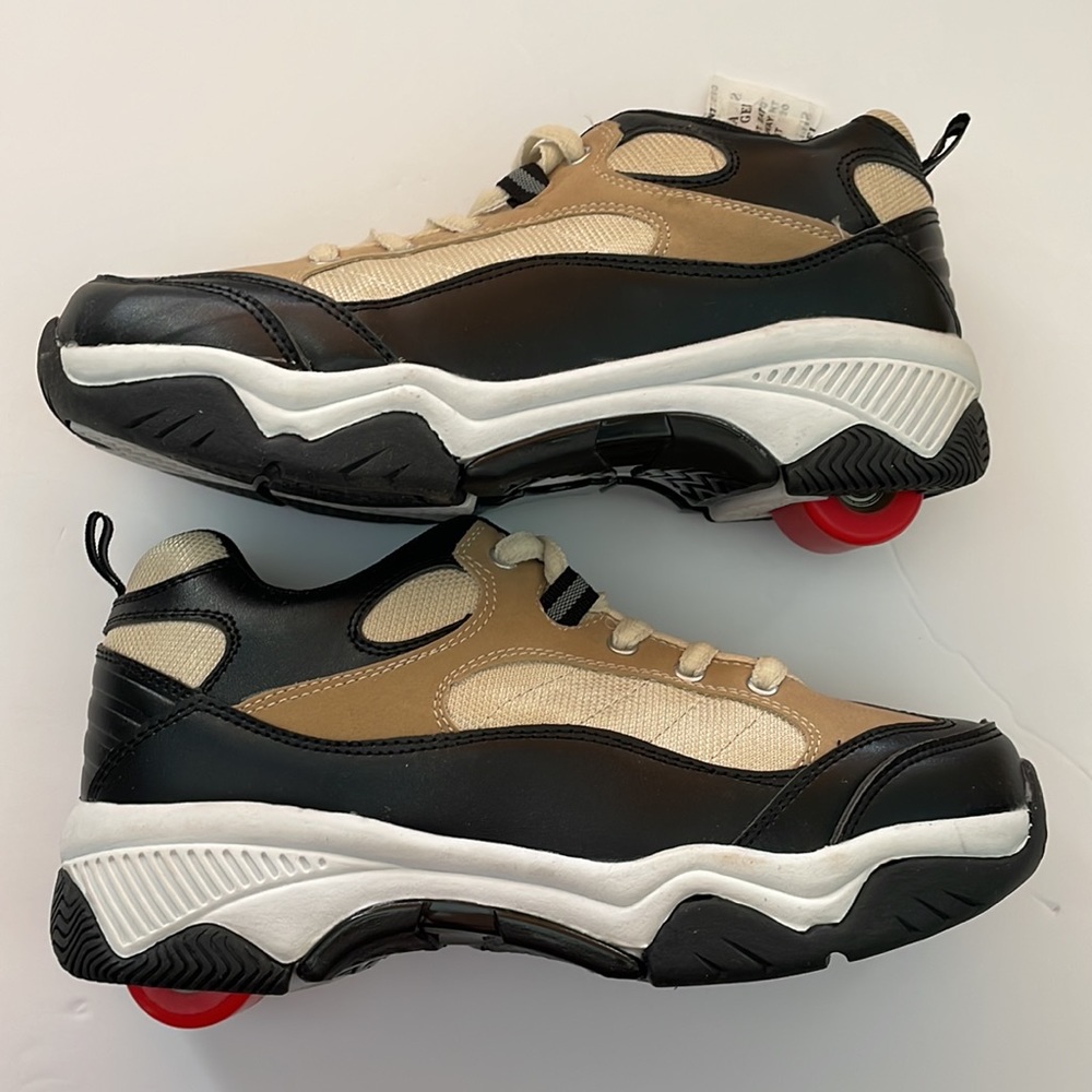 Single Wheel Roller Shoes Brown Youth/Men’s Size 5/Women’s Size 7